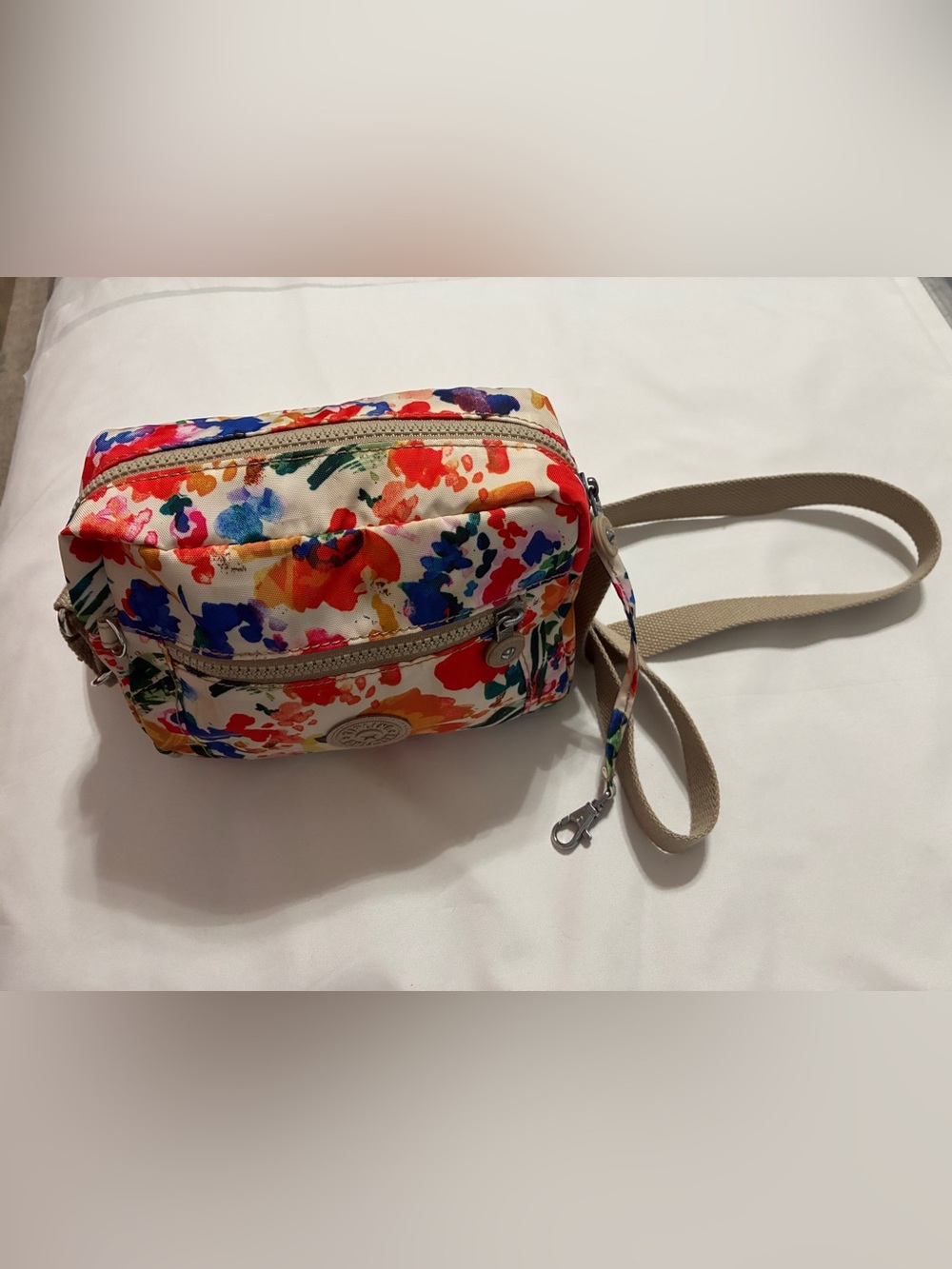 Kipling Floral Crossbody Travel Bag Adjustable Strap 2 Zip Pockets 8”x6”